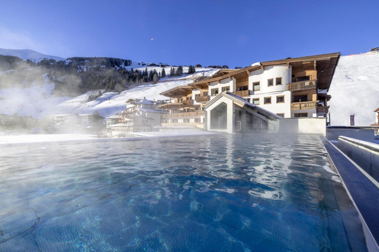 Natur- & Wanderhotel Tuxertal Dış mekan fotoğraf