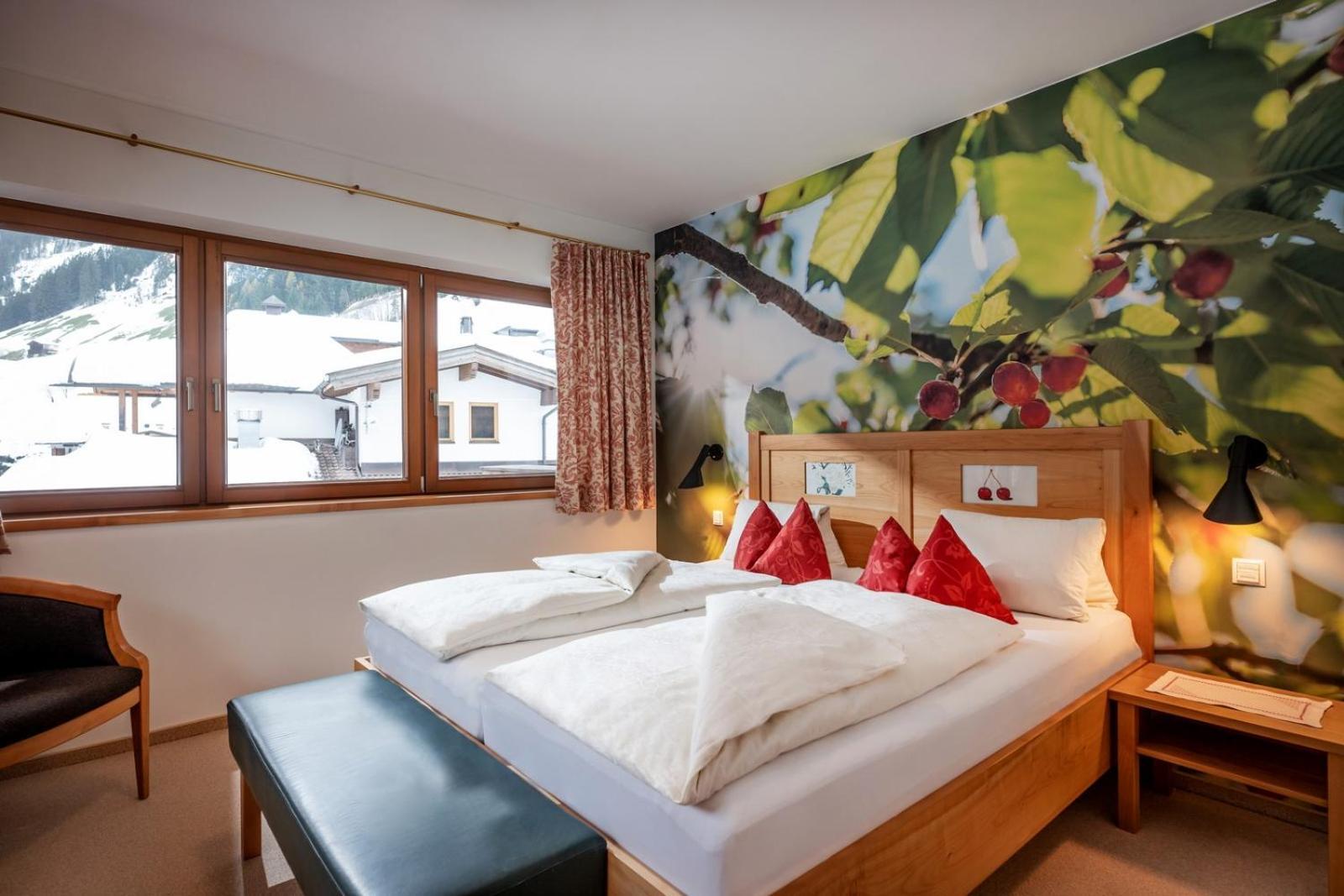 Natur- & Wanderhotel Tuxertal Dış mekan fotoğraf