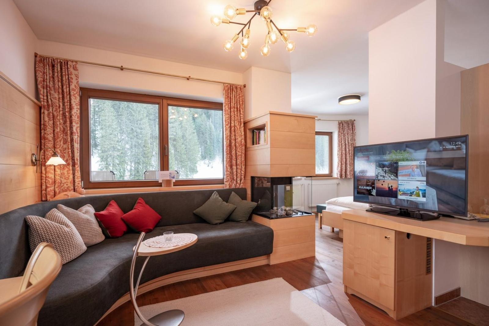 Natur- & Wanderhotel Tuxertal Dış mekan fotoğraf