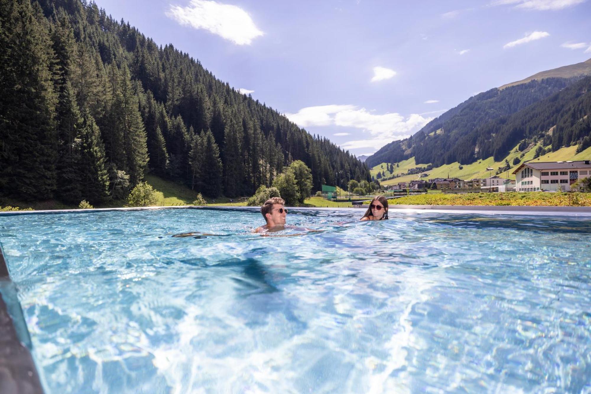 Natur- & Wanderhotel Tuxertal Dış mekan fotoğraf