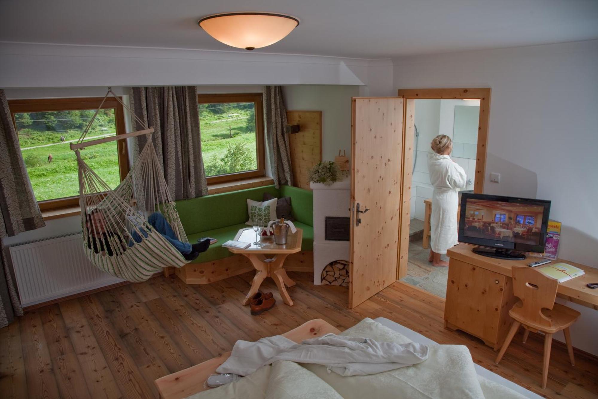 Natur- & Wanderhotel Tuxertal Oda fotoğraf